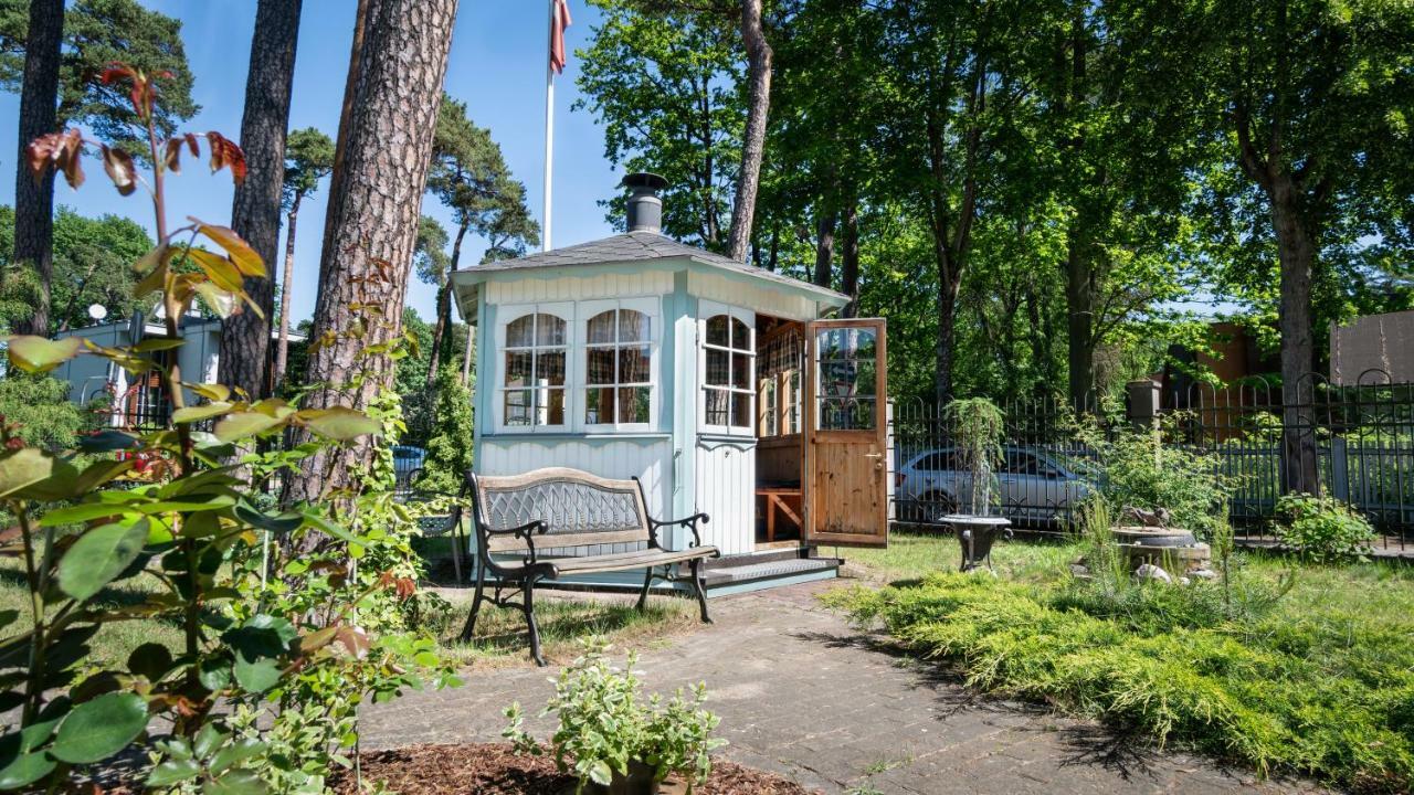 Parus Boutique Hotel Jūrkalne Exteriör bild